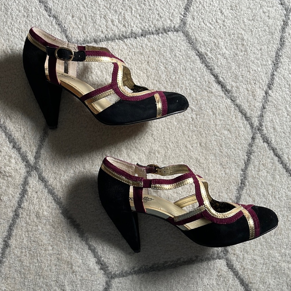 Like New Seychelles “Petunia” strappy heels